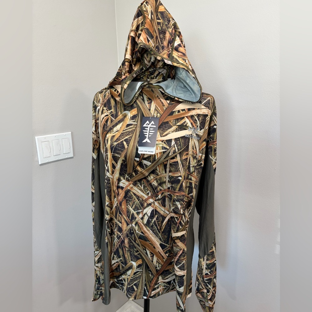 Camo Hooded Long Sleeve Shirt